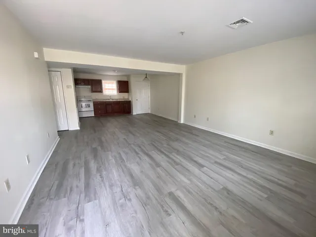 $1,395 | 300 Madison Street, Unit 1, Reading, PA 19607