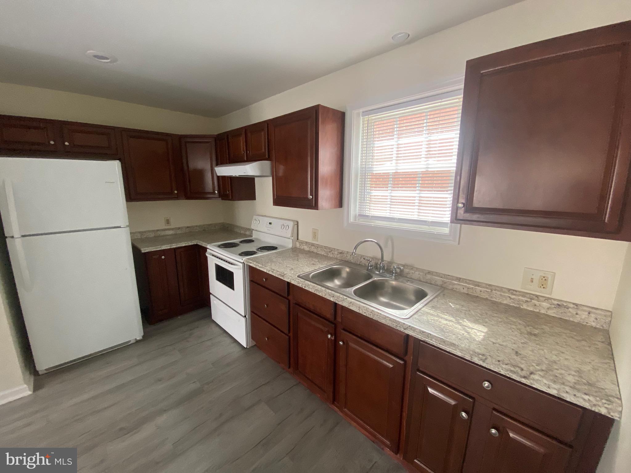 300 Madison Street, Unit 1 Reading, PA 19607 - Photo 8 of 14