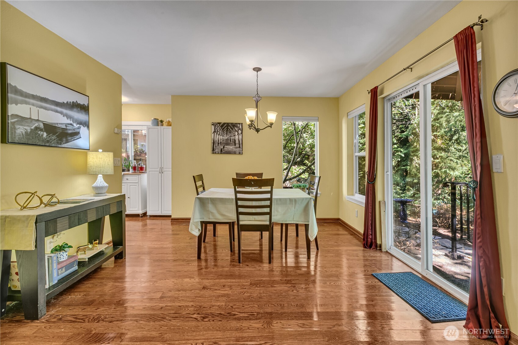 2027 187th Place Southeast Bothell, WA 98012 - Photo 7 of 29 Gallery Image 7