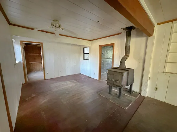$103,000 | 1489 Lower South Fork Road, Hyampom, CA 96046