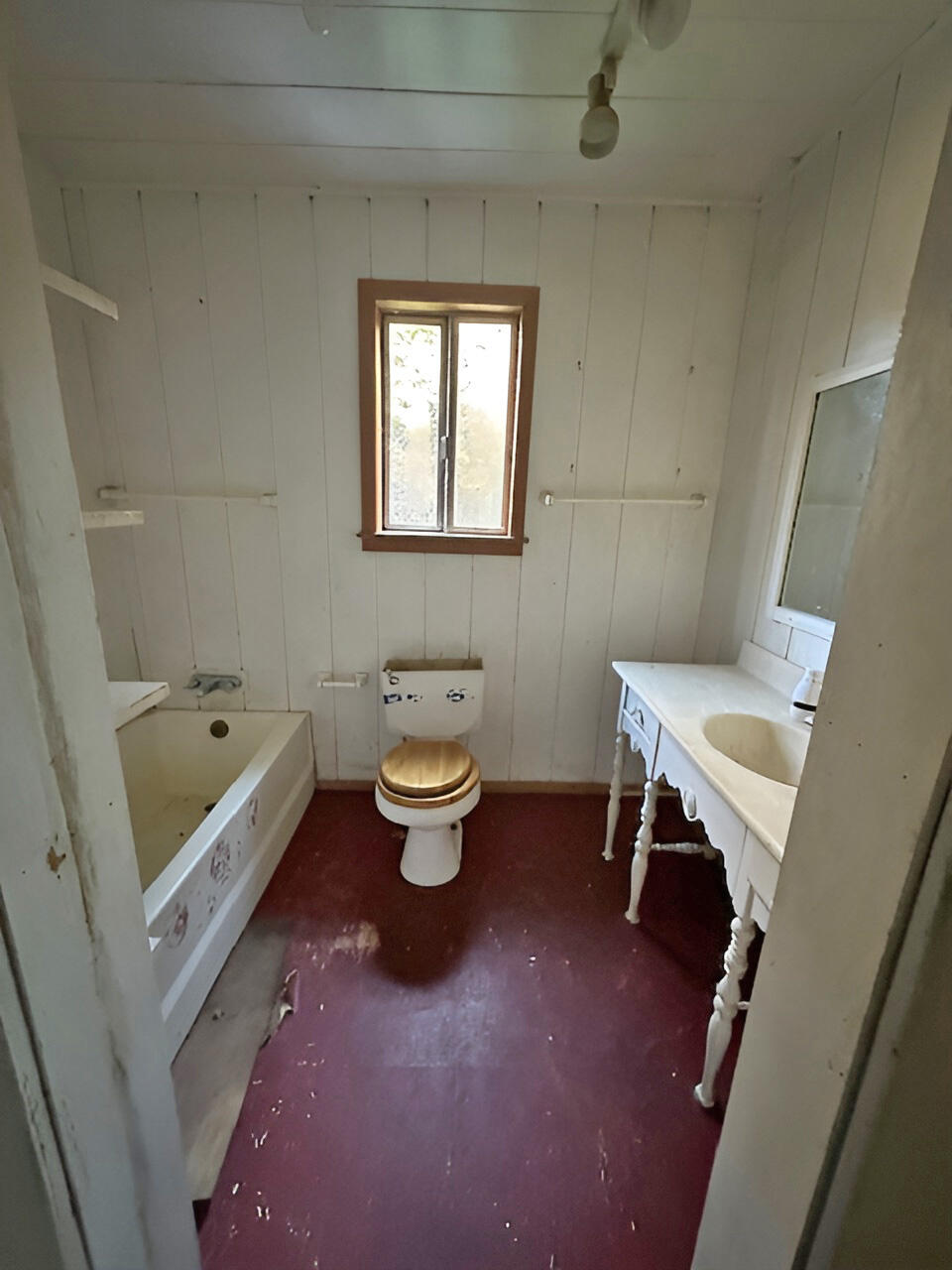 1489 Lower South Fork Road Hyampom, CA 96046 - Photo 4 of 22 a bathroom with a sink toilet a mirror and shower