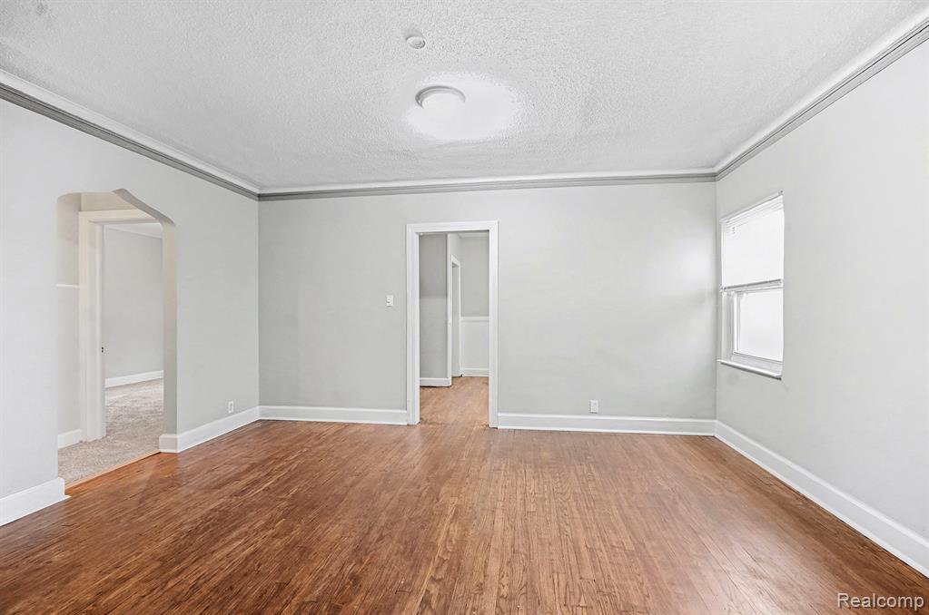 15065 Lincoln Avenue Eastpointe, MI 48021 - Photo 9 of 25