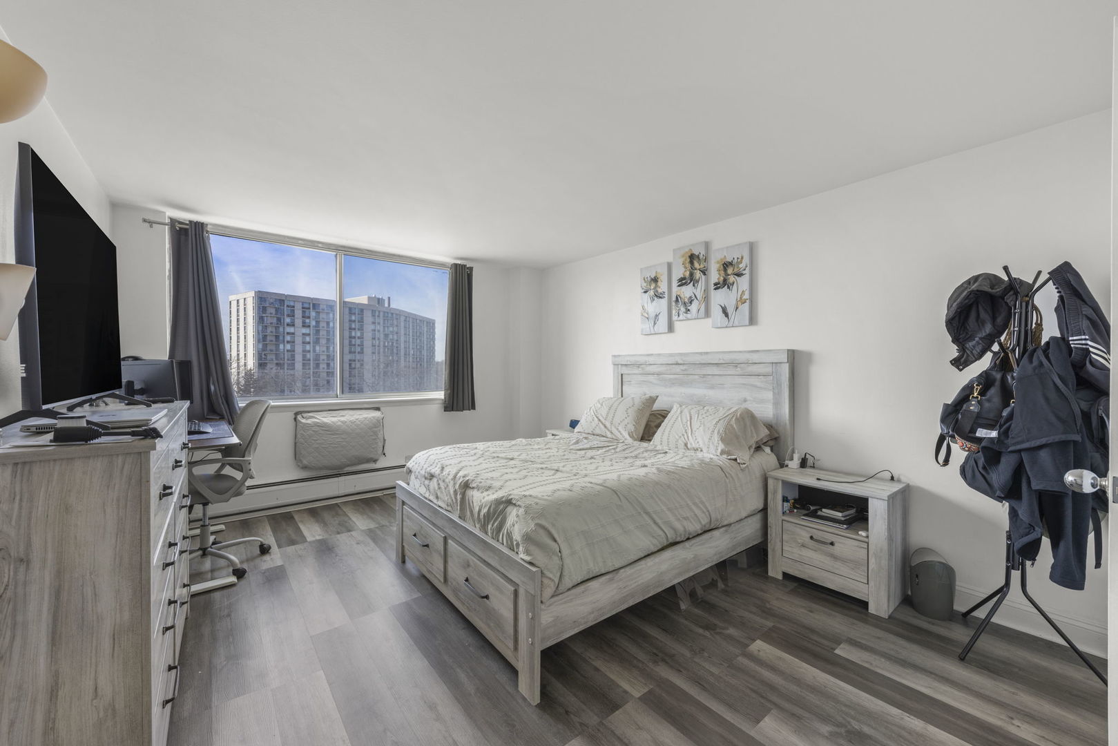 40 North Tower Road, Unit 5K Oak Brook, IL 60523 - Photo 12 of 21 Gallery Image 12