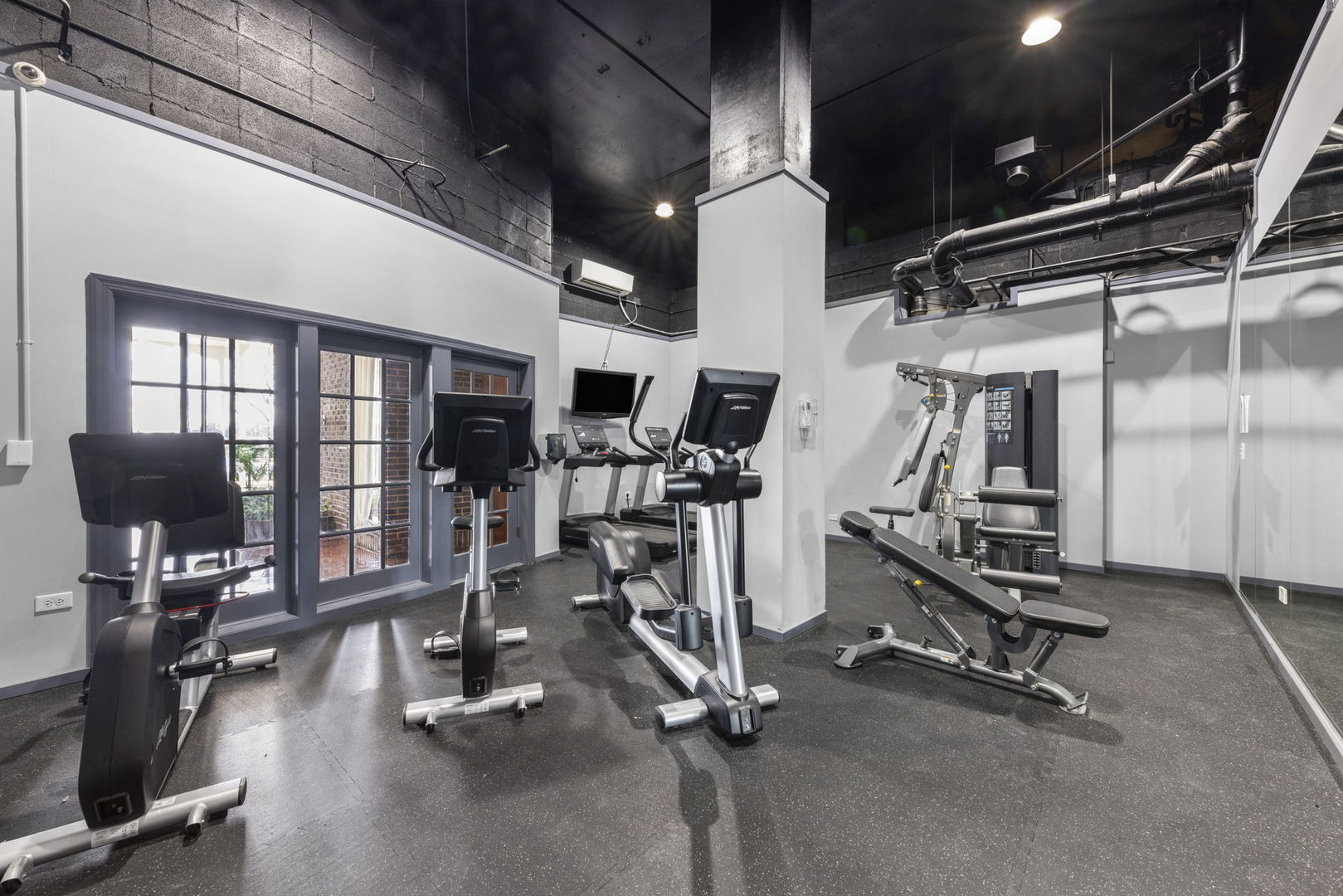 40 North Tower Road, Unit 5K Oak Brook, IL 60523 - Photo 18 of 21 Gallery Image 18