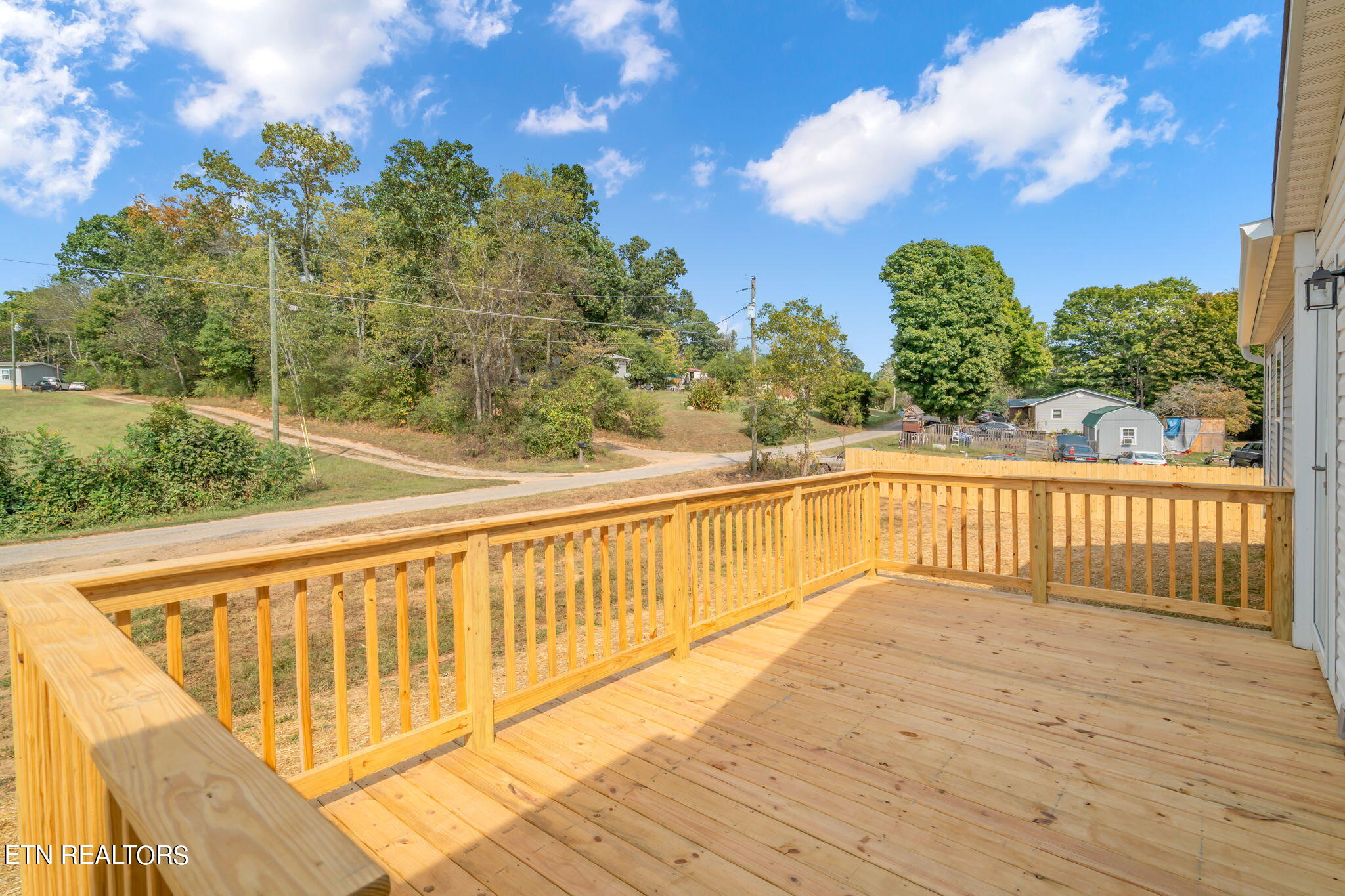 131 J McCauley Road Sweetwater, TN 37874 - Photo 5 of 45 6-web-or-mls-131 J McCauley Road-12