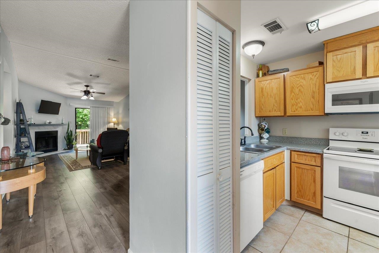 1571 Stone Road, Unit 5A Tallahassee, FL 32303 - Photo 23 of 29 Gallery Image 23