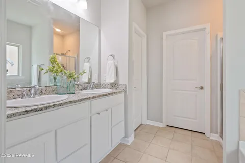 $335,000 | 111 Bottes Avenue, Youngsville, LA 70592