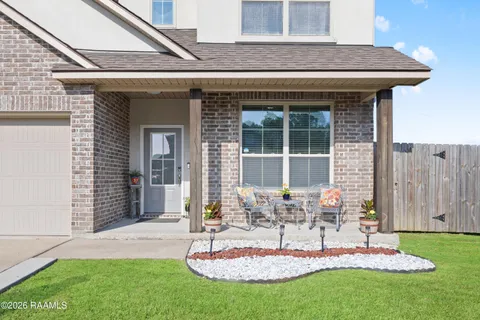 $335,000 | 111 Bottes Avenue, Youngsville, LA 70592