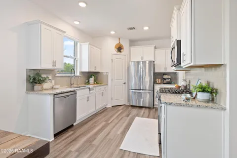 $335,000 | 111 Bottes Avenue, Youngsville, LA 70592