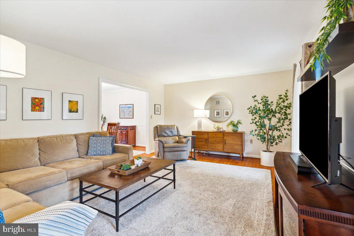 11405 Archer Circle Monrovia, MD 21770 - Photo 12 of 58 Family room