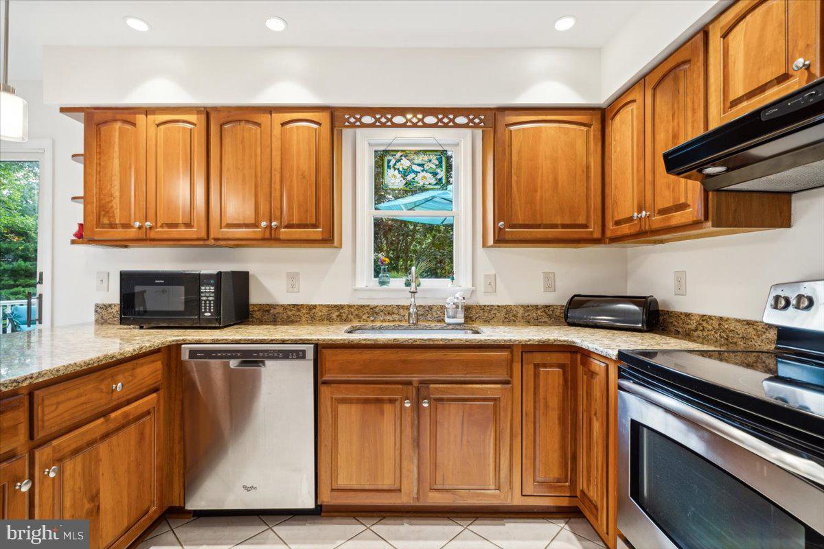 11405 Archer Circle Monrovia, MD 21770 - Photo 6 of 58 Kitchen