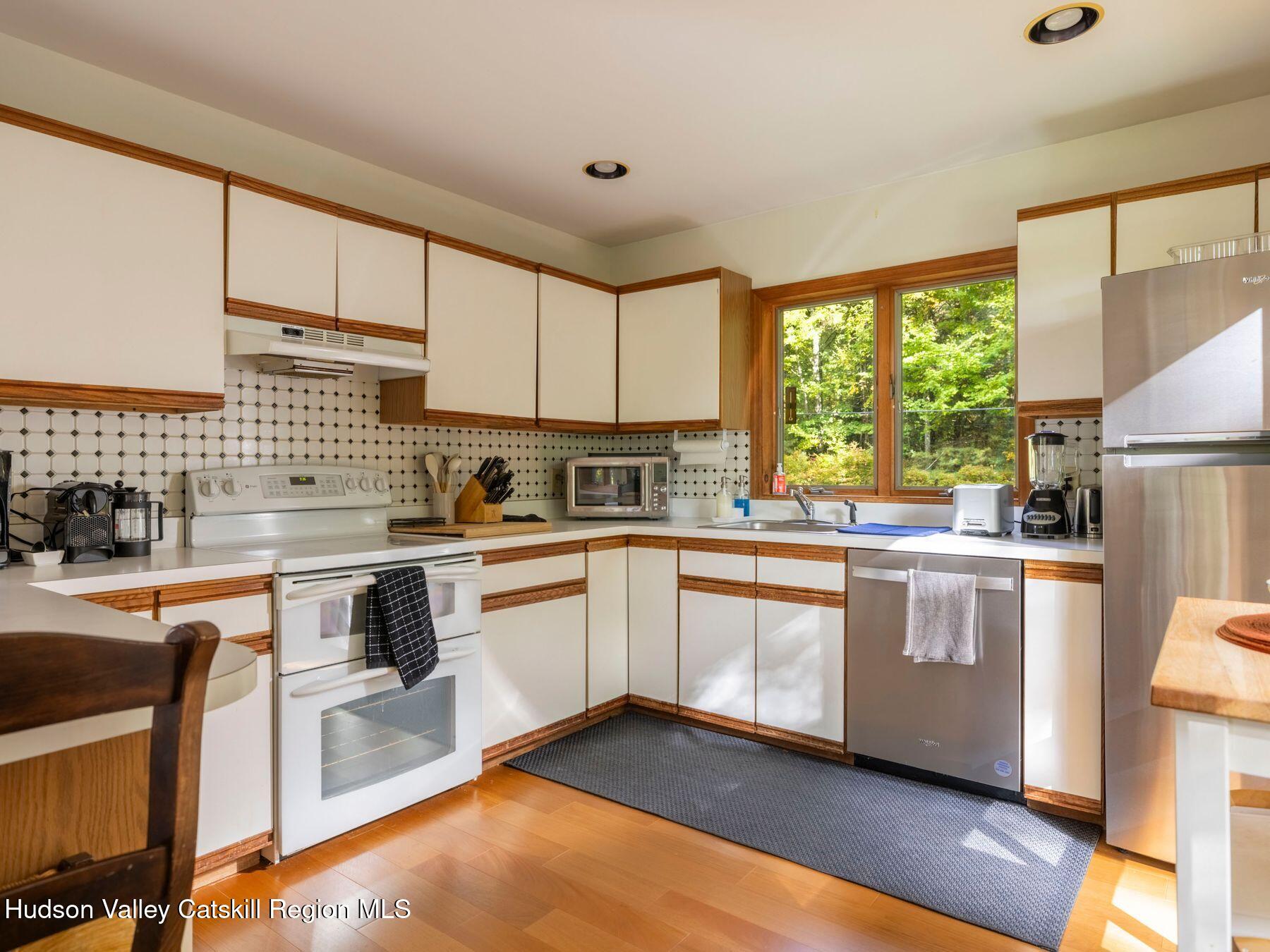 28 McGovern Road Windham, NY 12496 - Photo 12 of 56 photo_online_032