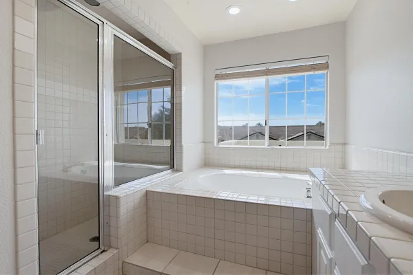 $700,000 | 65 Vía Casitas, Bonsall, CA 92003