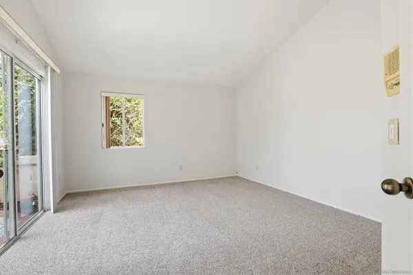 $700,000 | 65 Vía Casitas, Bonsall, CA 92003