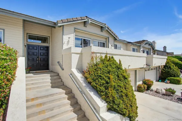 $700,000 | 65 Vía Casitas, Bonsall, CA 92003