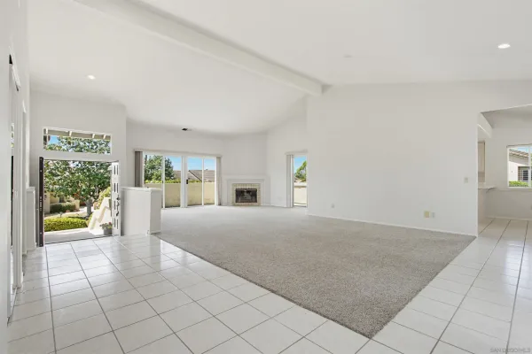 $700,000 | 65 Vía Casitas, Bonsall, CA 92003