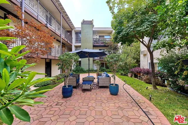 $399,000 | 525 South Ardmore Avenue, Unit 160, Los Angeles, CA 90020