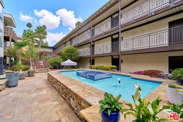 $399,000 | 525 South Ardmore Avenue, Unit 160, Los Angeles, CA 90020