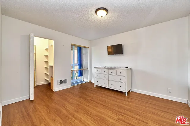 $399,000 | 525 South Ardmore Avenue, Unit 160, Los Angeles, CA 90020