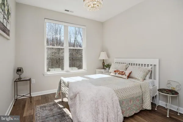 $450,000 | 17 Clay Lodge Lane, Unit 103, Catonsville, MD 21228