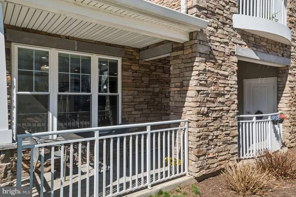 $450,000 | 17 Clay Lodge Lane, Unit 103, Catonsville, MD 21228