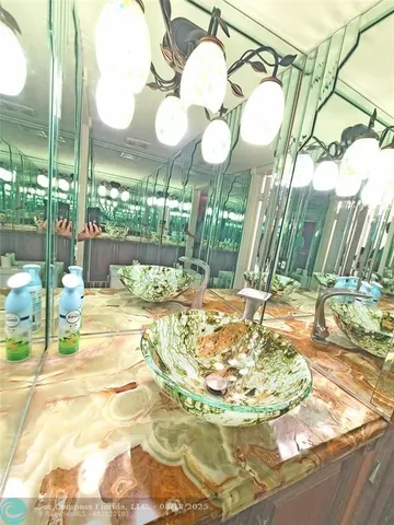 $235,000 | 139 Sparrow Drive, Unit 4B, Royal Palm Beach, FL 33411