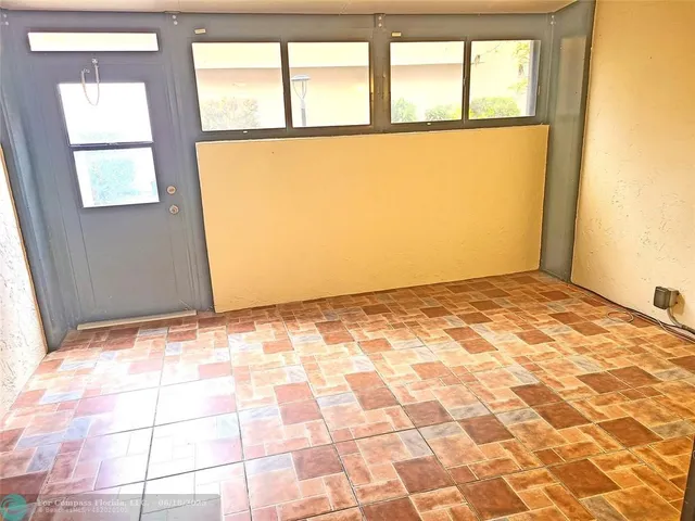 $235,000 | 139 Sparrow Drive, Unit 4B, Royal Palm Beach, FL 33411