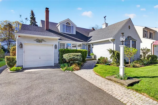 $1,499,000 | 46 Mulberry Avenue, Garden City, NY 11530