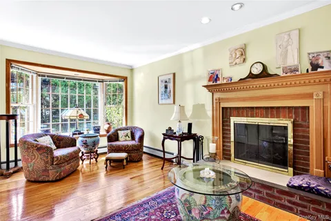 $1,499,000 | 46 Mulberry Avenue, Garden City, NY 11530