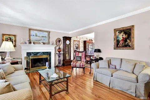 $1,499,000 | 46 Mulberry Avenue, Garden City, NY 11530