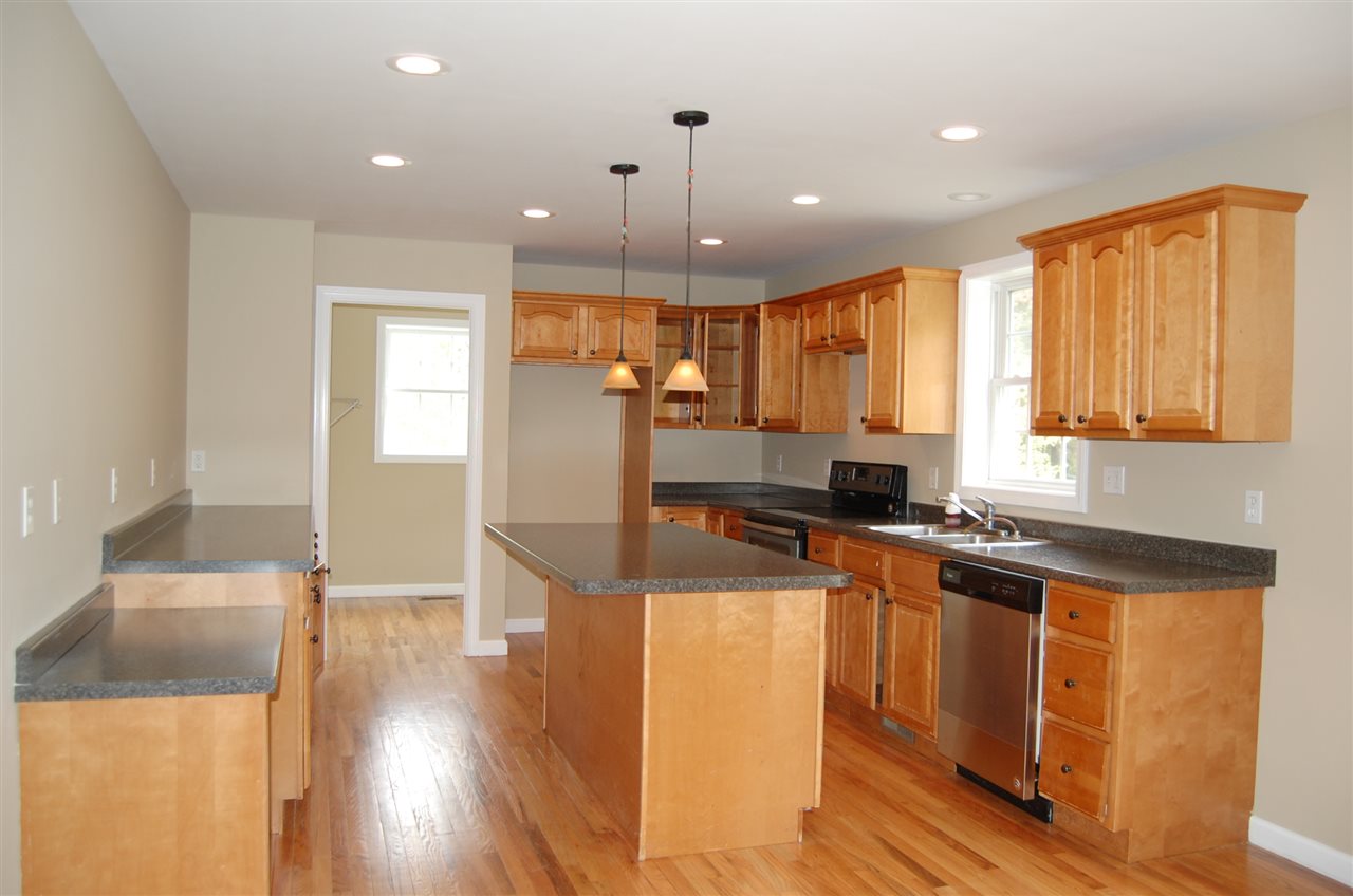 4 Poor Farm Road Deerfield, NH 03037 - Photo 2 of 18