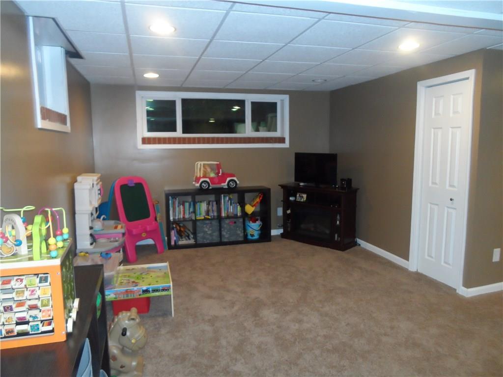 117 Pine Ridge Drive Chicora, PA 16025 - Photo 13 of 23 Gallery Image 13