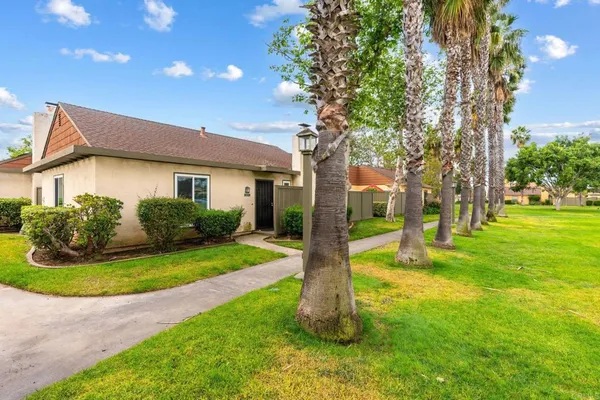 $3,400 | 10575 Caminito Glenellen, San Diego, CA 92126