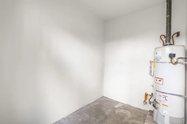 $3,400 | 10575 Caminito Glenellen, San Diego, CA 92126