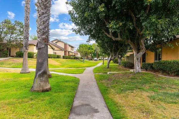 $3,400 | 10575 Caminito Glenellen, San Diego, CA 92126