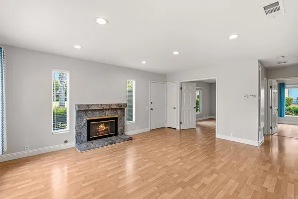 $3,400 | 10575 Caminito Glenellen, San Diego, CA 92126