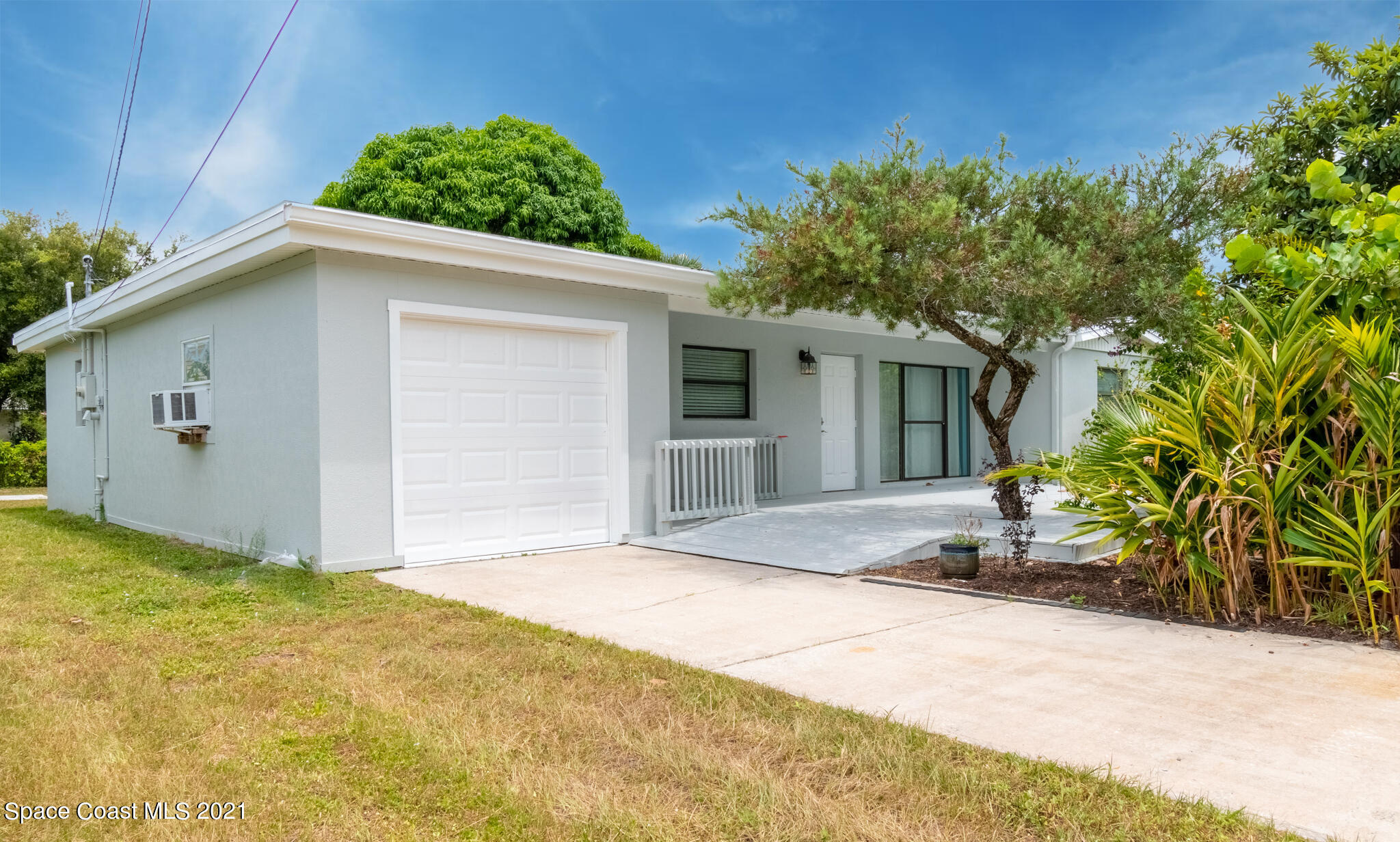 156 St George Road West Melbourne, FL 32904 - Photo 1 of 20 DSC_3195-HDR