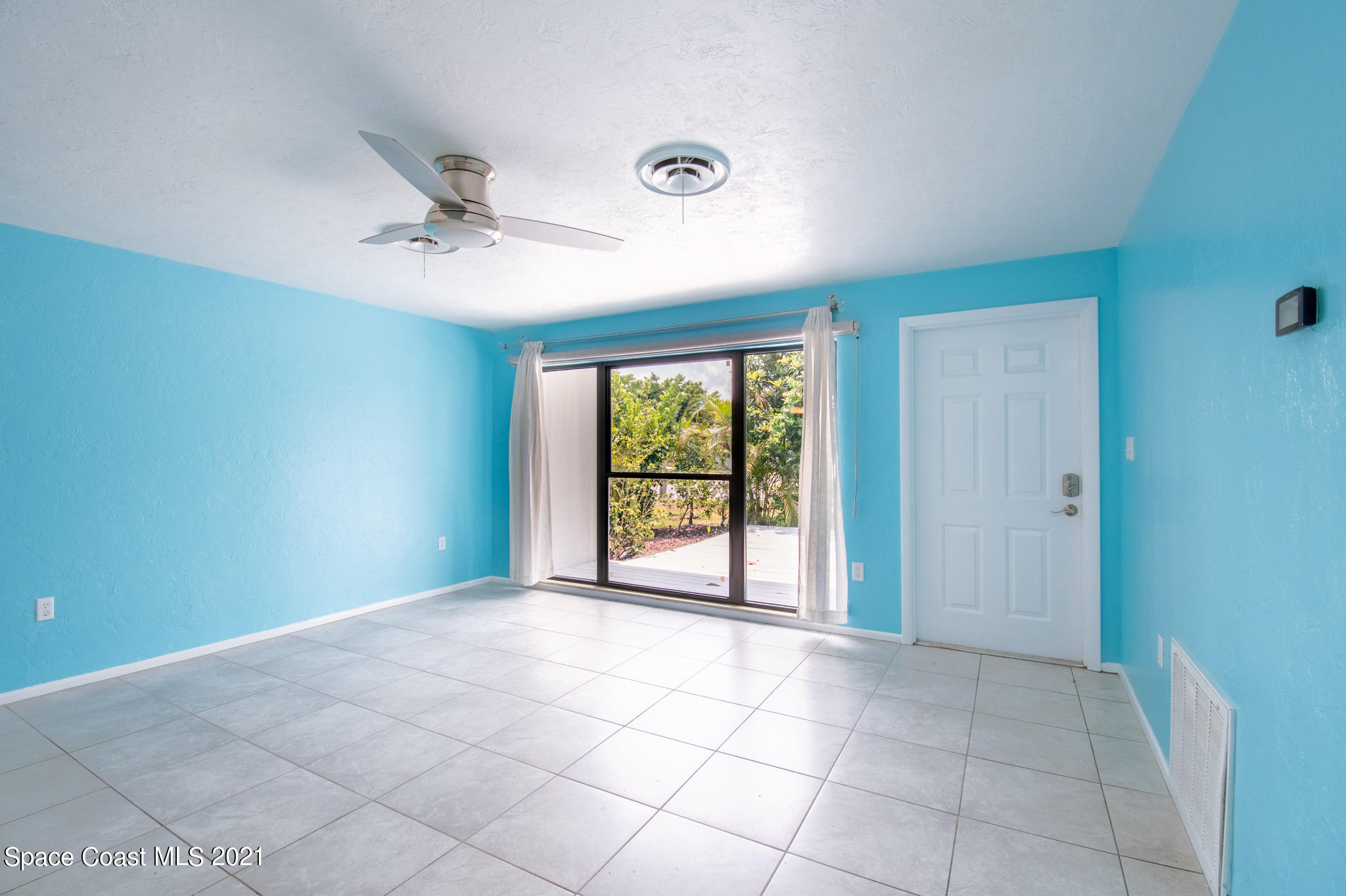 156 St George Road West Melbourne, FL 32904 - Photo 8 of 20 DSC_3366-HDR