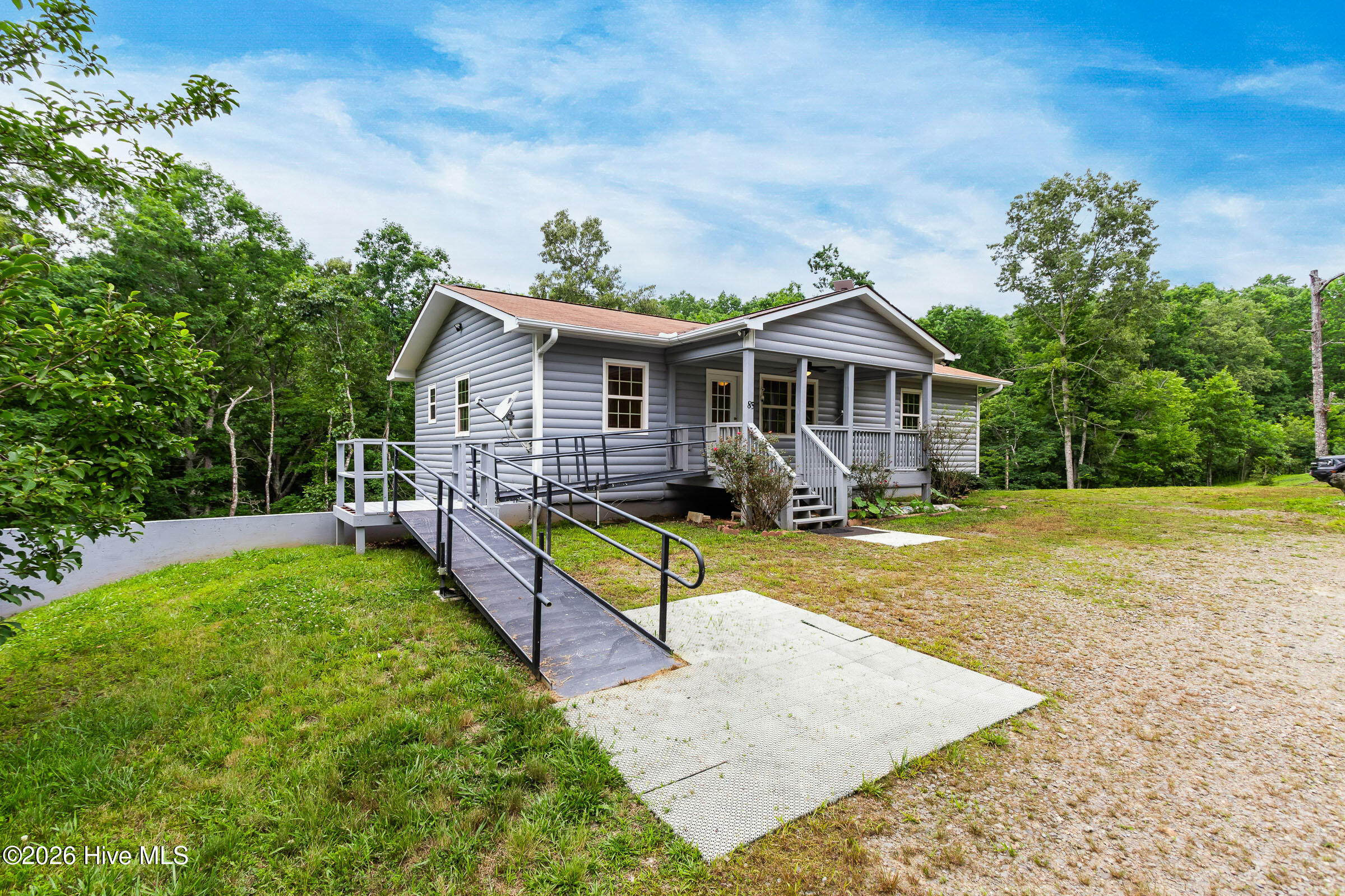85 Sunray Circle Murphy, NC 28906 - Photo 4 of 90