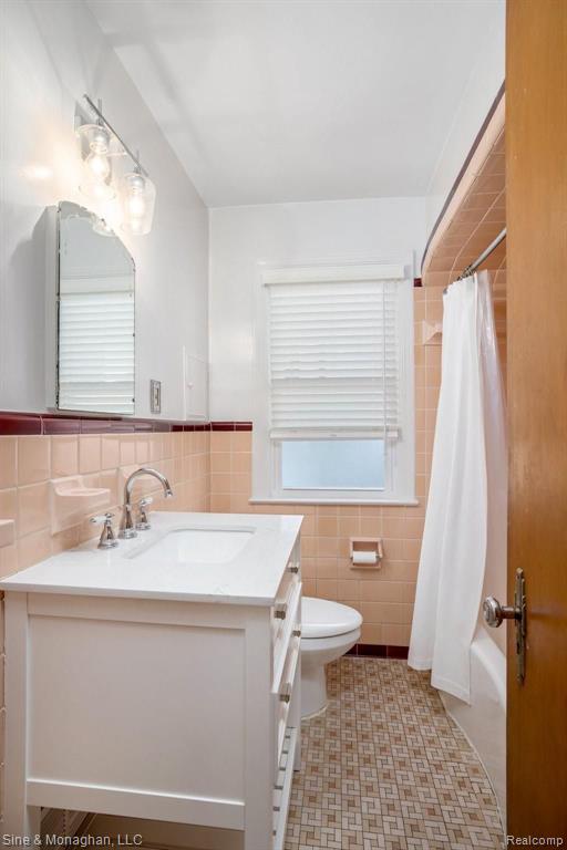453 Kerby Road Grosse Pointe Farms, MI 48236 - Photo 15 of 32