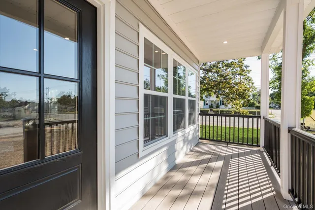 $849,999 | 2 Gail-grace Court, Copiague, NY 11726