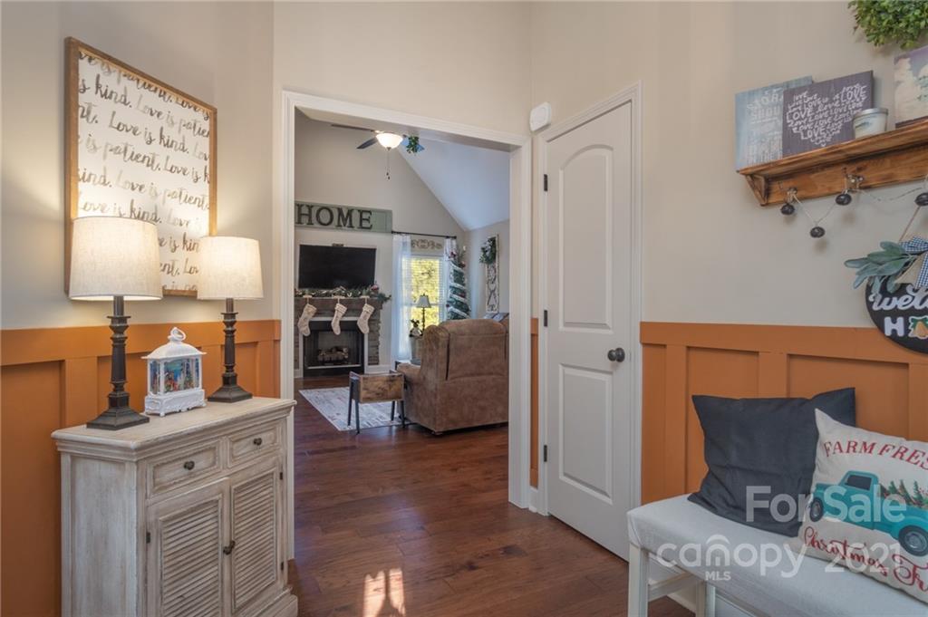 555 Rowells Road Catawba, SC 29704 - Photo 4 of 41 Gallery Image 4