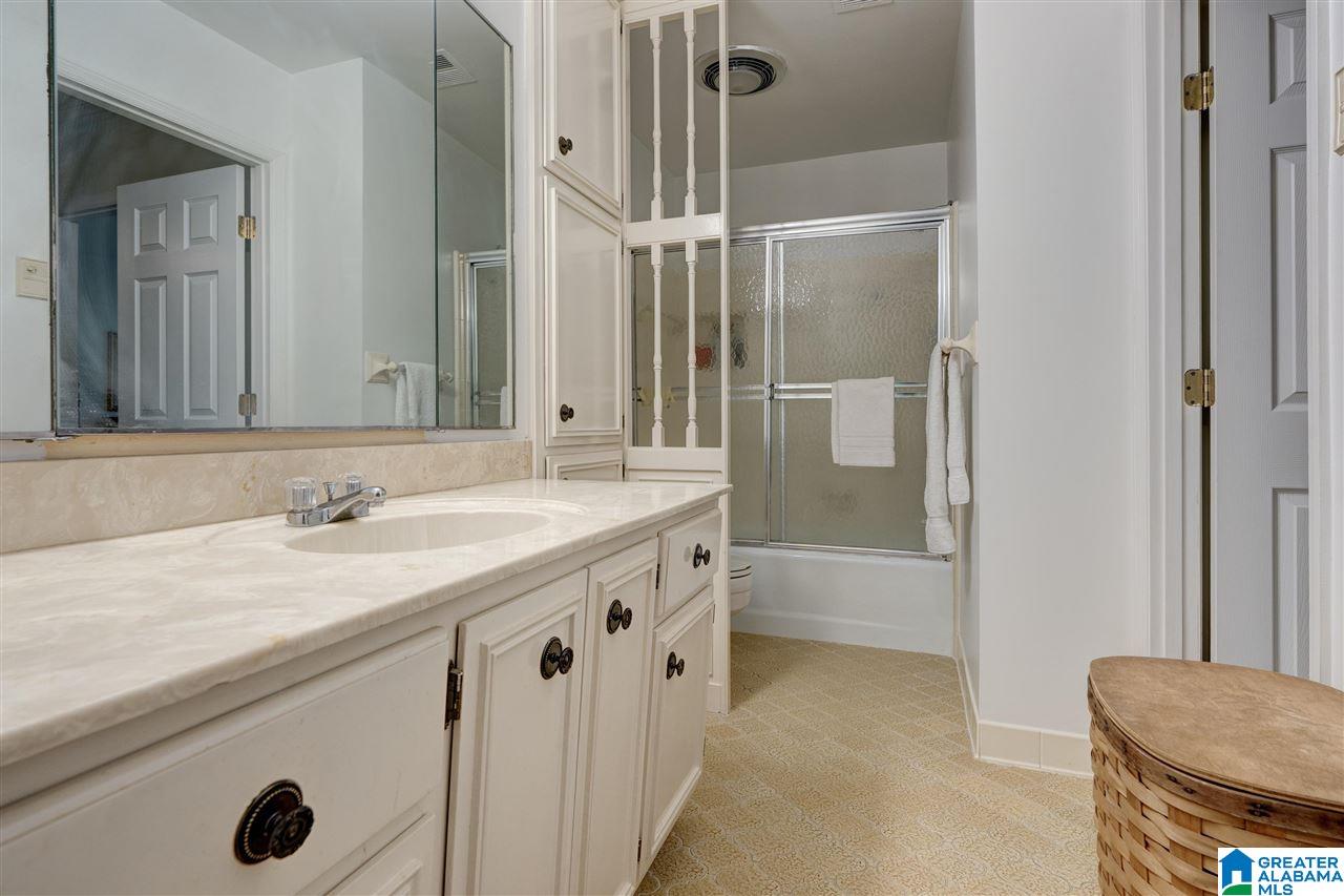 3274 Overton Road Birmingham, AL 35223 - Photo 23 of 34