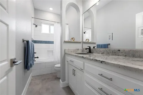 $679,000 | 116 Vista De Luna Lane, Belton, TX 76513