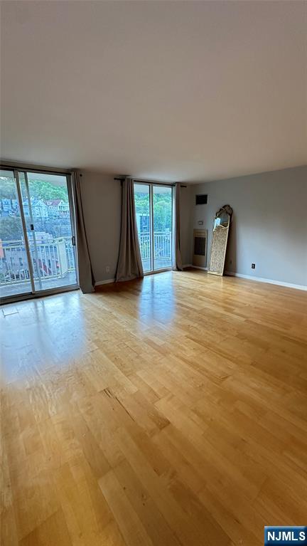 1055 River, Unit 602 Edgewater, NJ 07020 - Photo 6 of 13