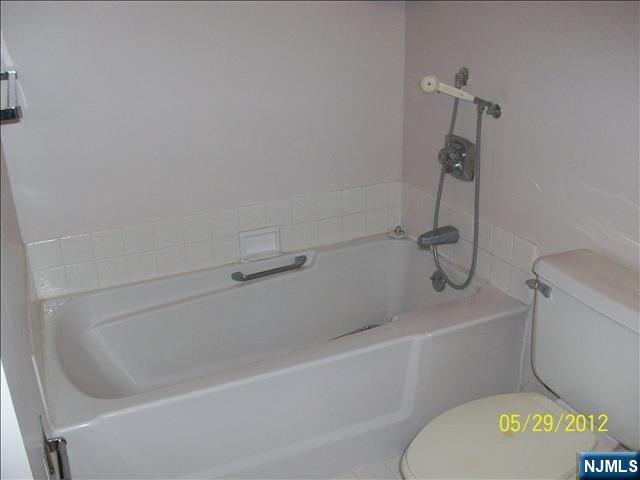 1055 River, Unit 602 Edgewater, NJ 07020 - Photo 9 of 13