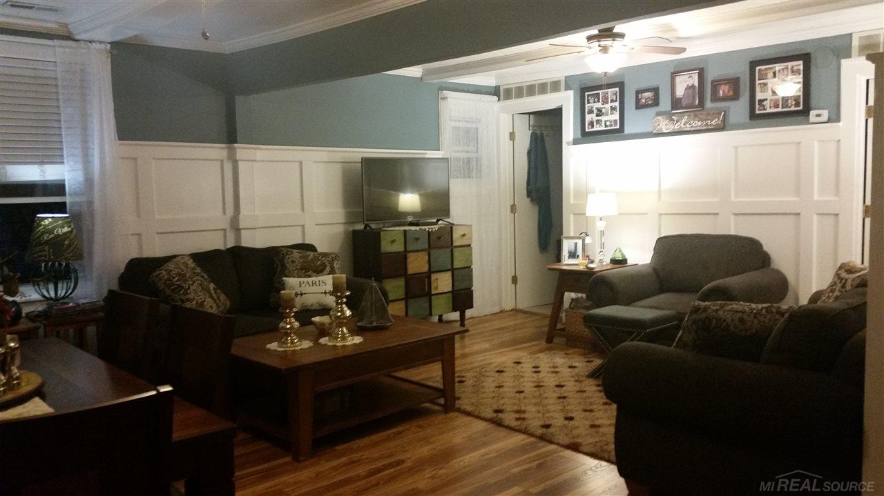 7299 Yale Road Lexington, MI 48450 - Photo 3 of 32 50042296-2.JPG