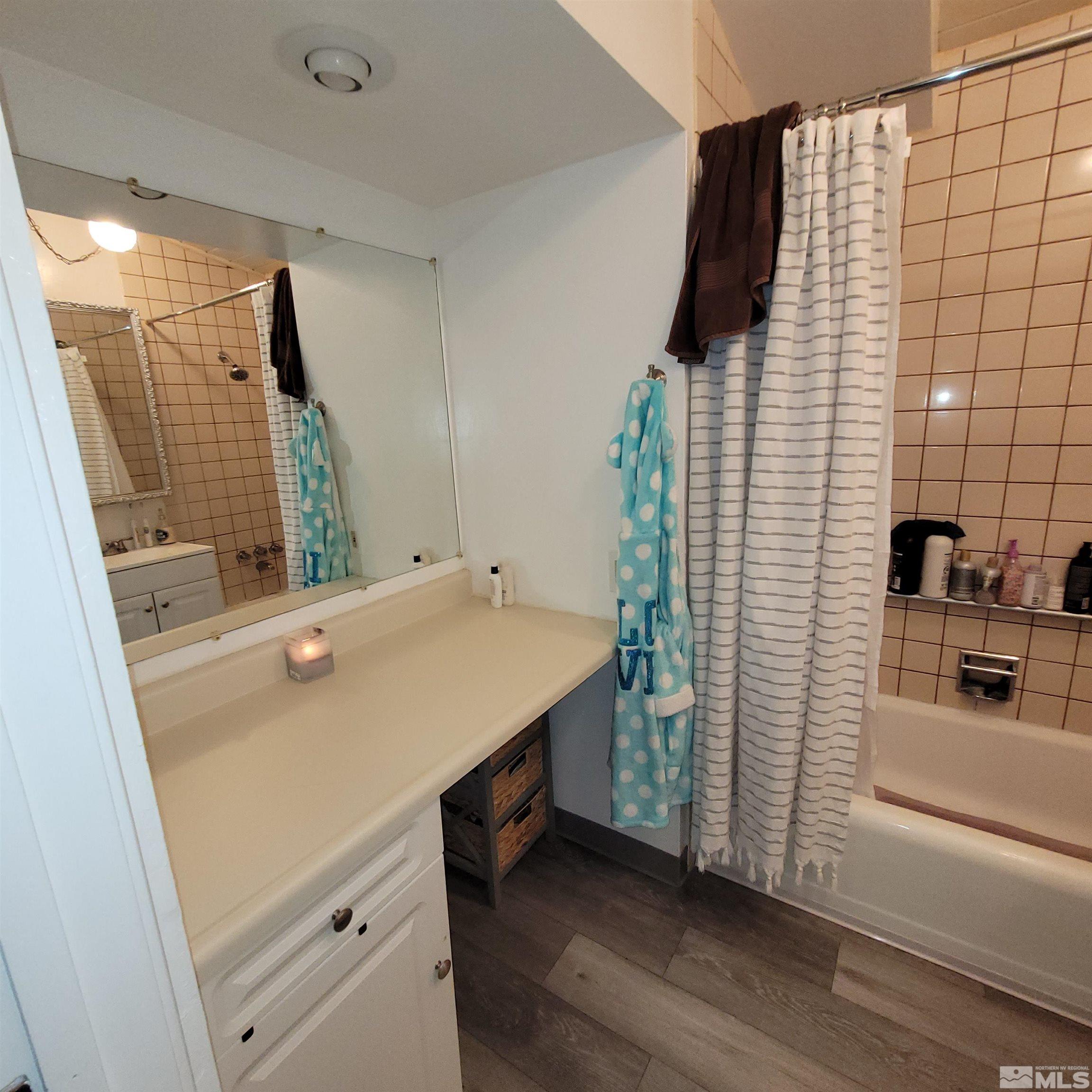 1124 Sbragia Way Sparks, NV 89431 - Photo 11 of 23 Photo 11