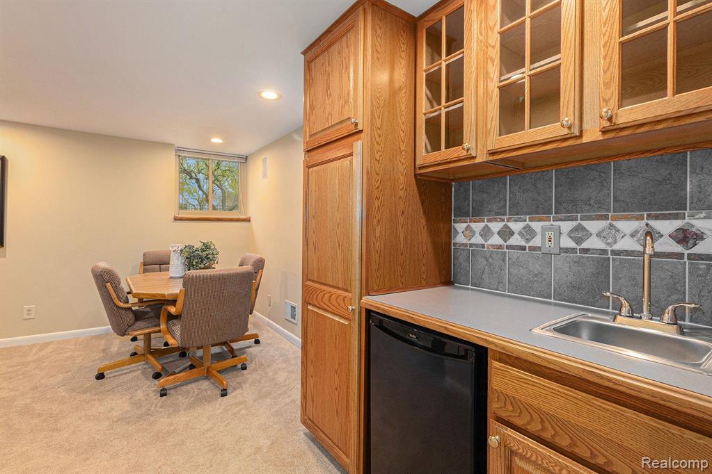 786 Oak Brook Ridge Drive Rochester Hills, MI 48307 - Photo 19 of 31