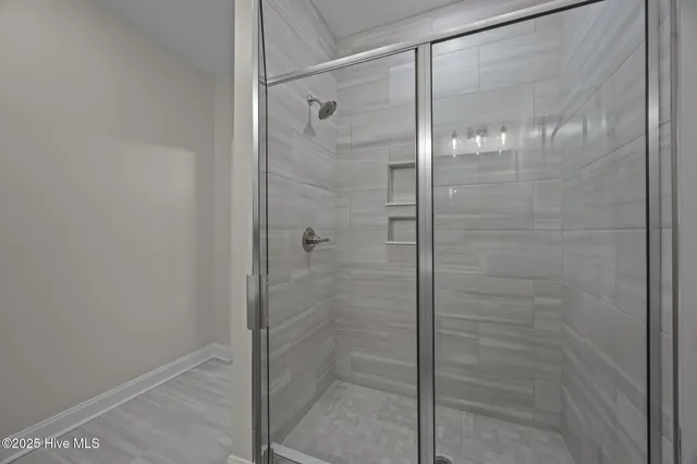 $549,900 | 317 Taylorwood Drive, Beaufort, NC 28516